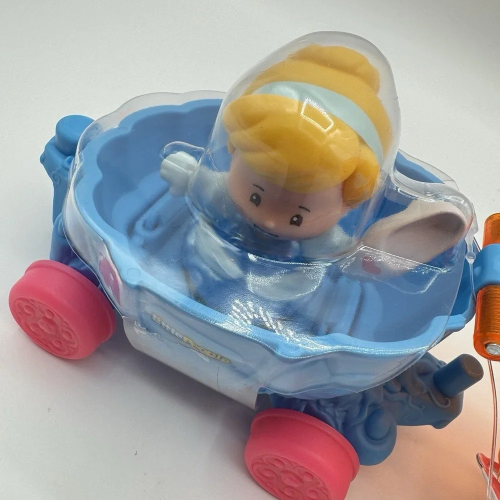 Fisher-Price Little People Disney Princess Parade Cinderella & Pals Float FHG48